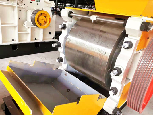 آسیاب غلتکی سنگ شکن ریز فولادی GS1210 برای ساخت آجر سفالی