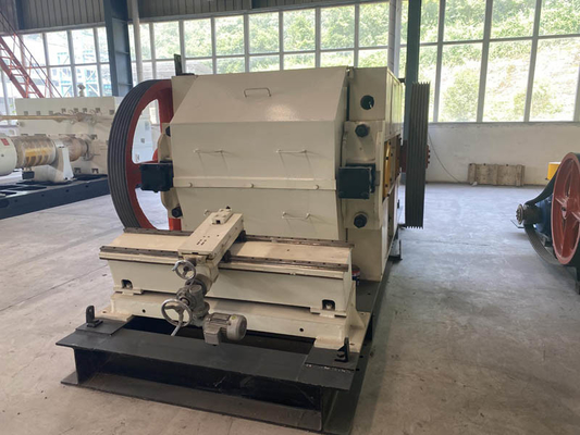 دستگاه غلتکی سنگ شکن آجر رسی ظرفیت تولید صرفه جویی در انرژی 35 - 80m³/H