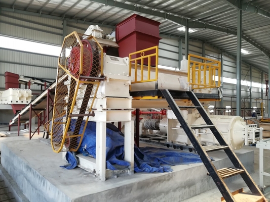 4.2Mpa ماشین ساخت آجر خاکستری با اکستروژن خلاء