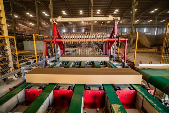 100 تا 1200 تن در روز ماشین برش همزمان فشار پایین برای برش بلوک های حفره ای خاک رس و آجر جامد